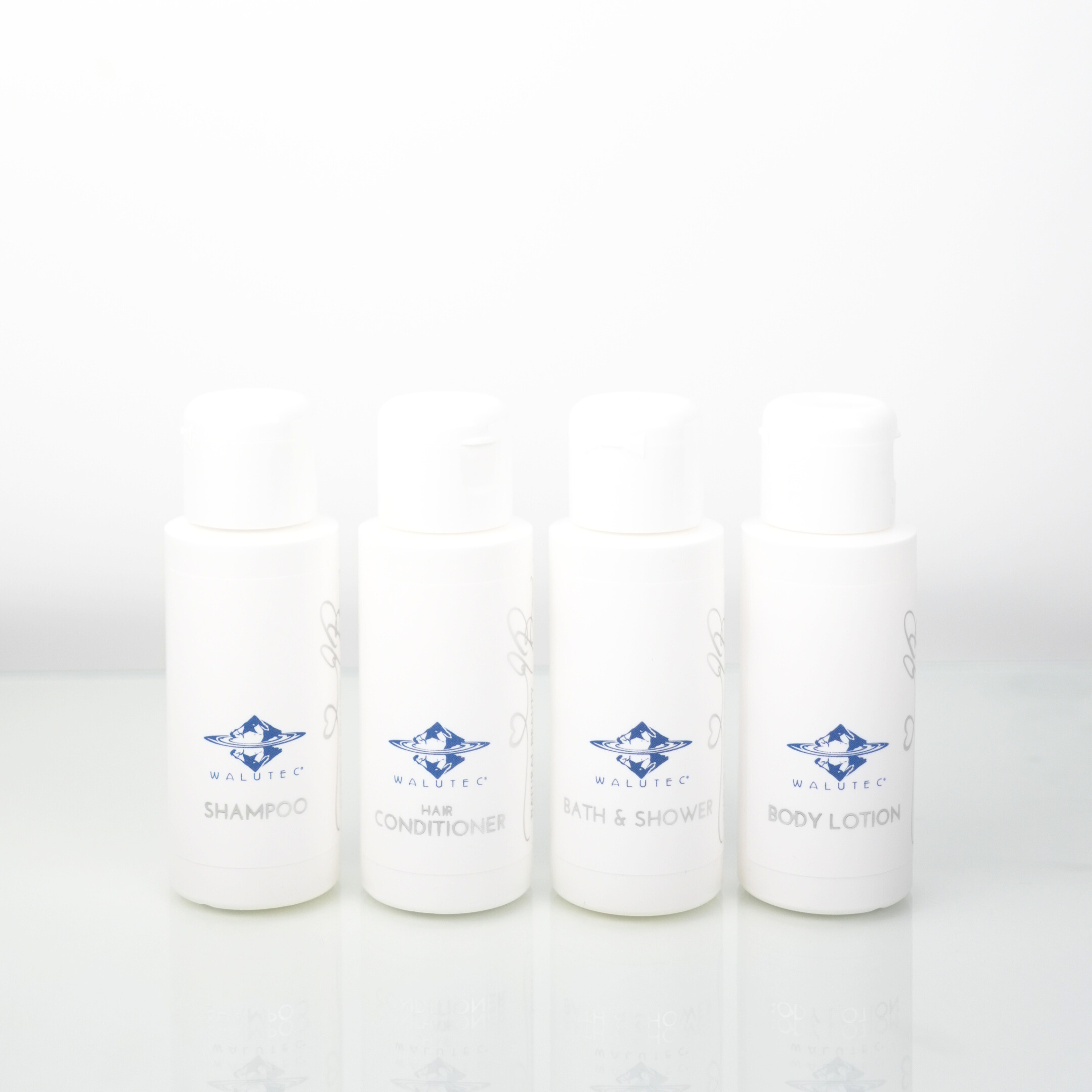 TRAVEL BEAUTY SET